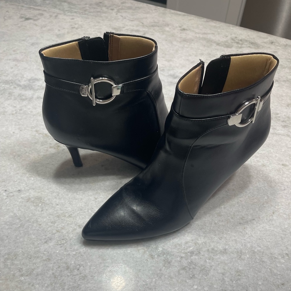 Lifestride soft system black samara boots size 11